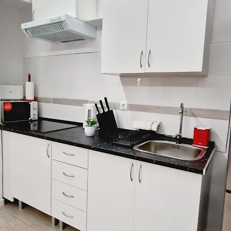 Nicole, 2 Bedrooms In Playa De Américas