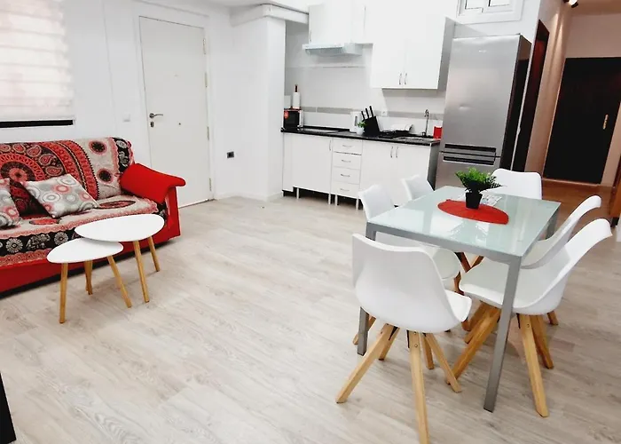 Nicole, 2 Bedrooms In Playa De Americas Дом отдыха *